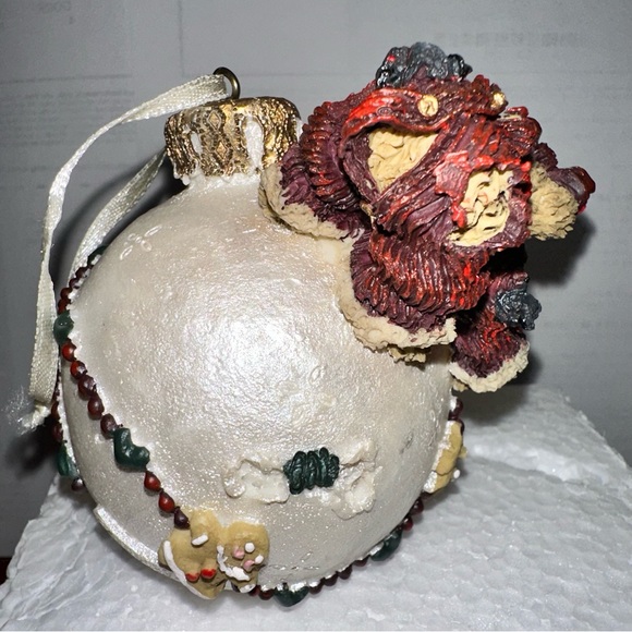 Boyd’s Bears Christmas ornament in the original box with certificate of authenti - Picture 2 of 15